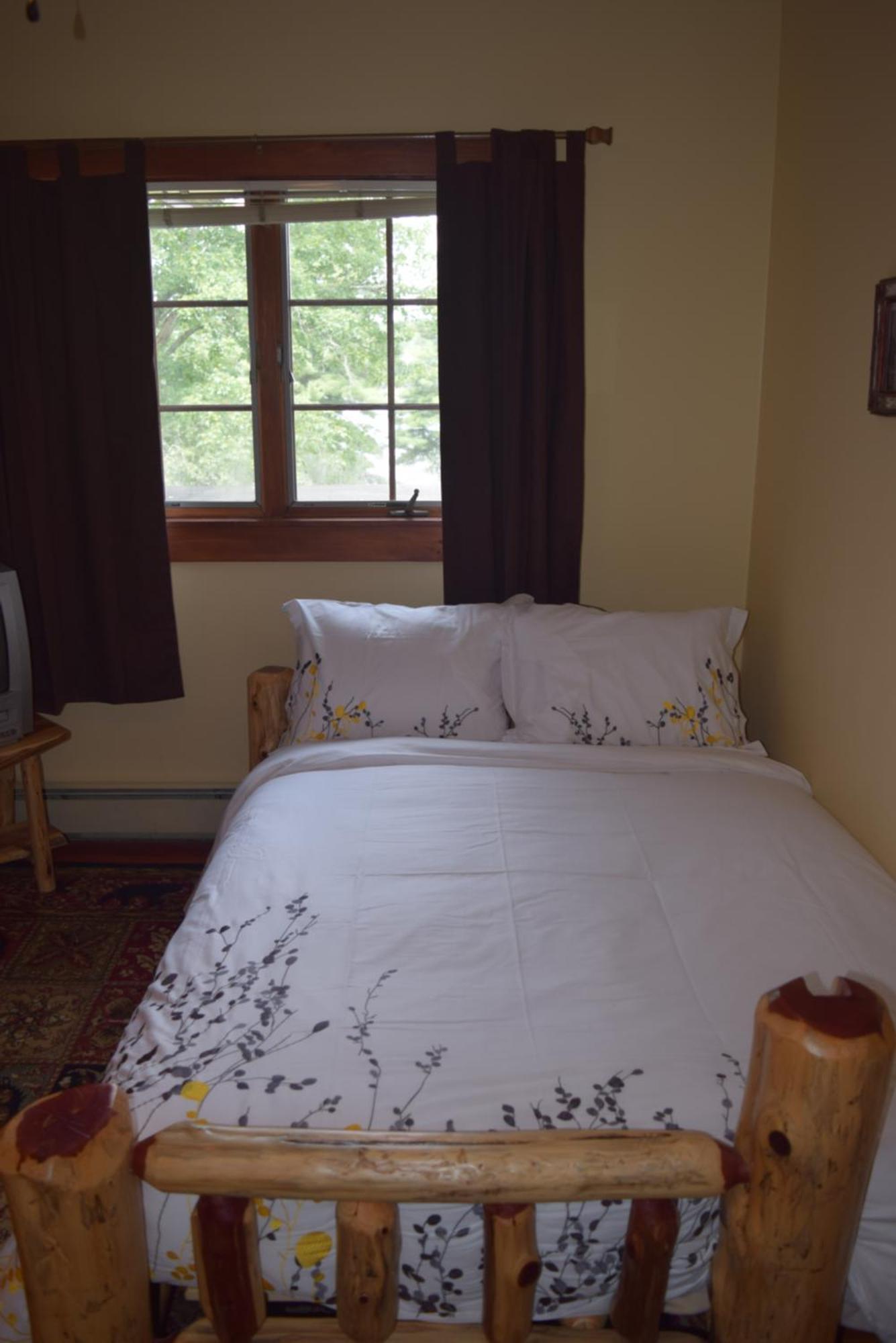 The Long View Lodge Long Lake Room photo